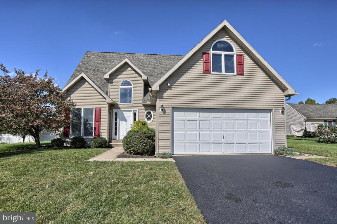 Property Photo: 1345 Todd Court PA 17003