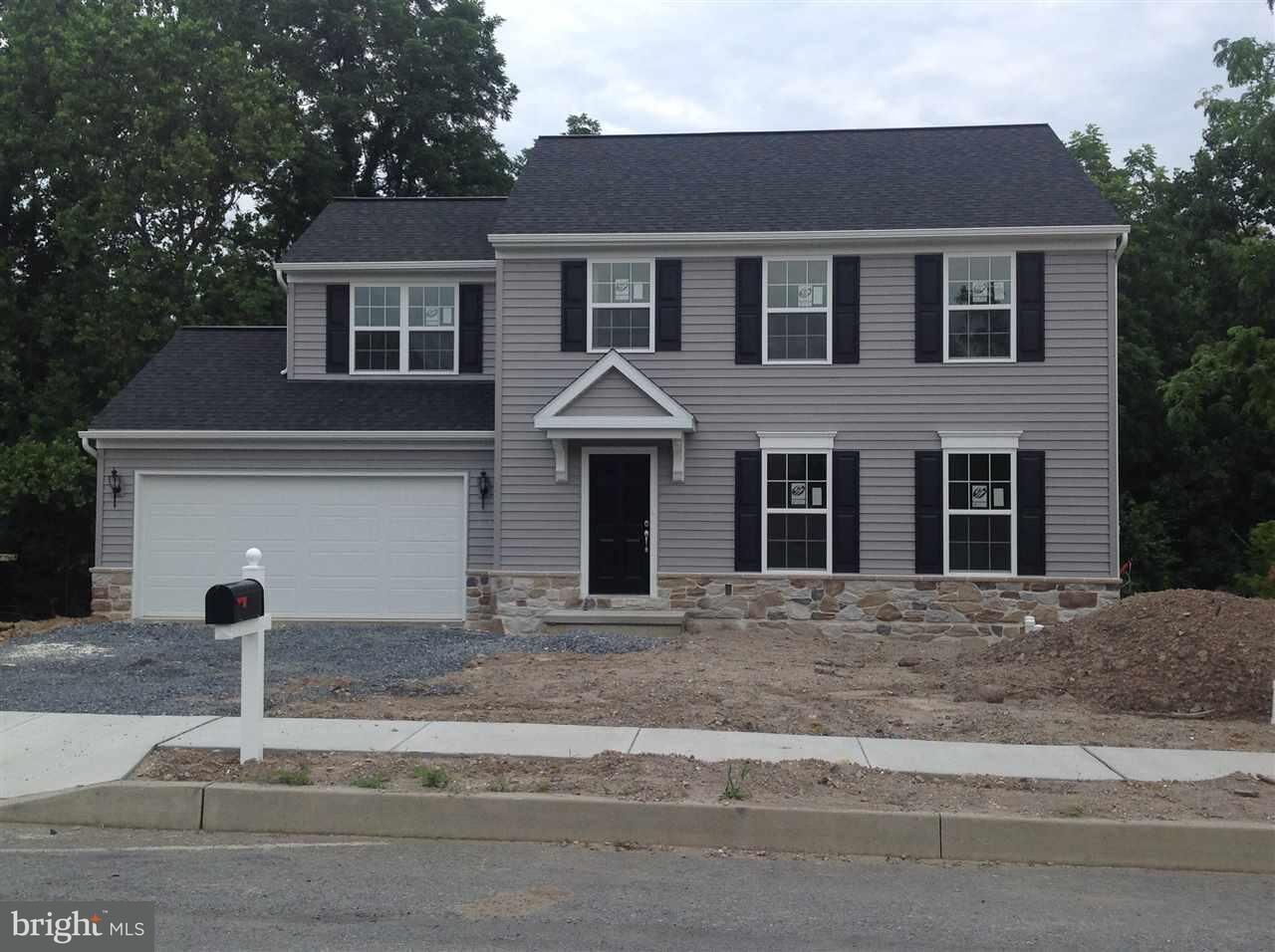 Property Photo: 87 Sweetbriar Lane PA 17046