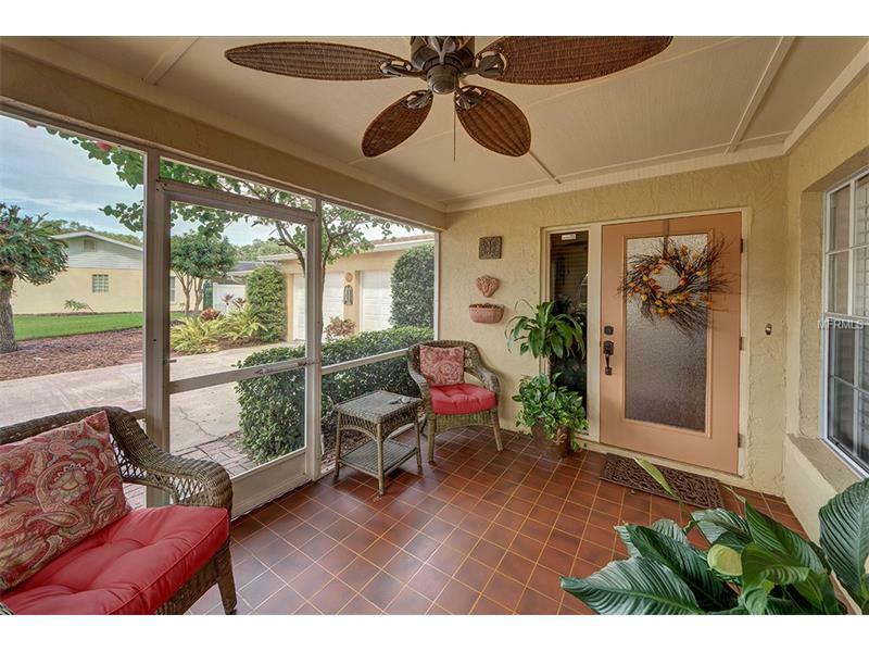 Property Photo: 5206 24th Avenue Drive W FL 34209