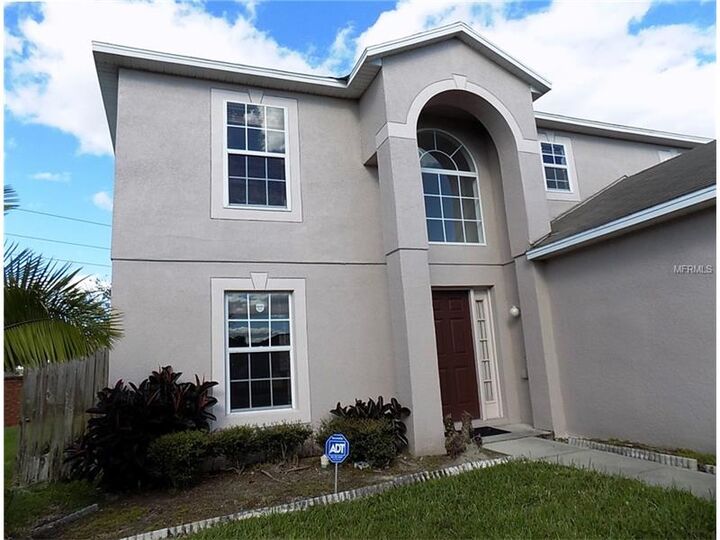 Property Photo: 206 Fairfield Drive FL 32771