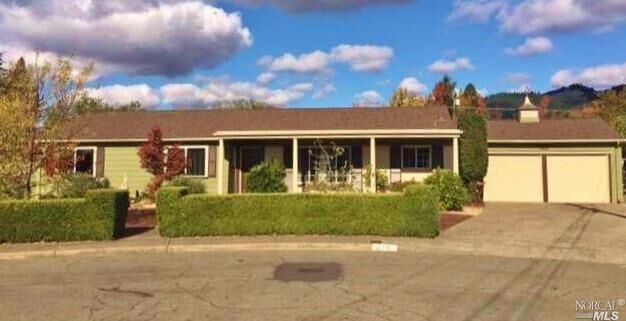 Property Photo: 216 Hampton Court CA 95409