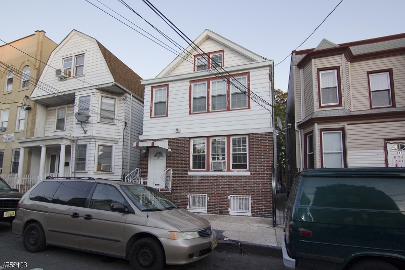Property Photo: 125 Parker St NJ 07104