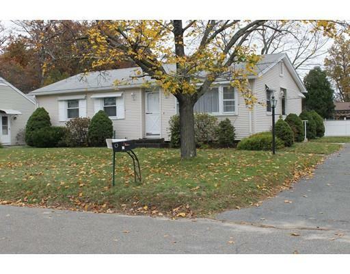 Property Photo: 41 Queensbury Dr MA 01129