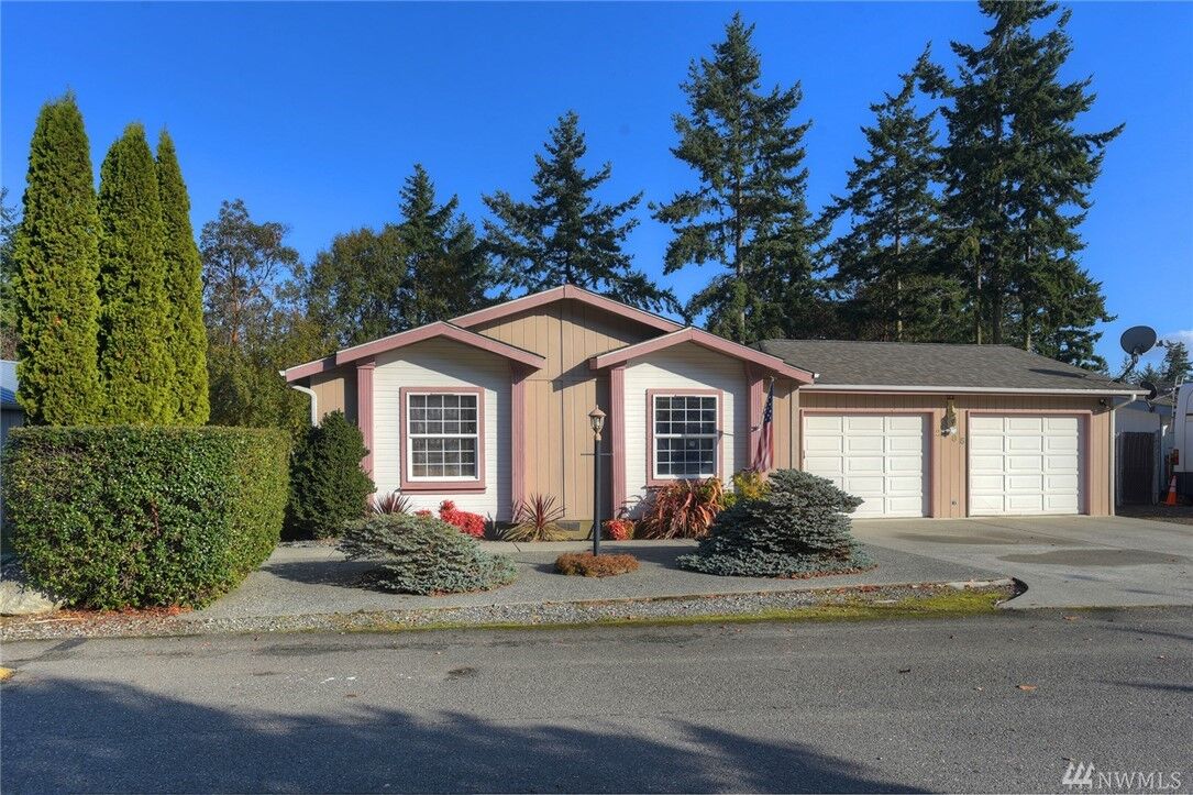 Property Photo:  2185 Victoria Ave  WA 98368 
