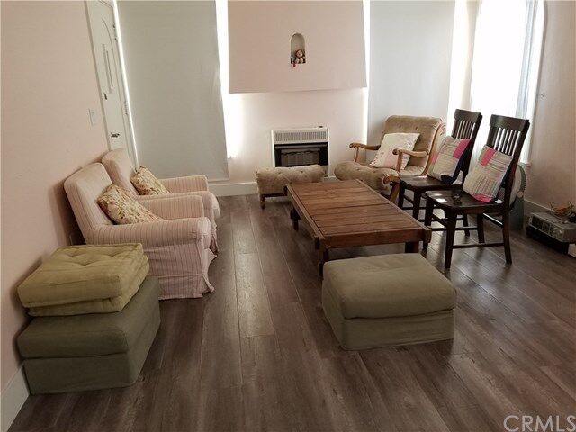 Property Photo:  1760 S Mansfield Avenue  CA 90019 