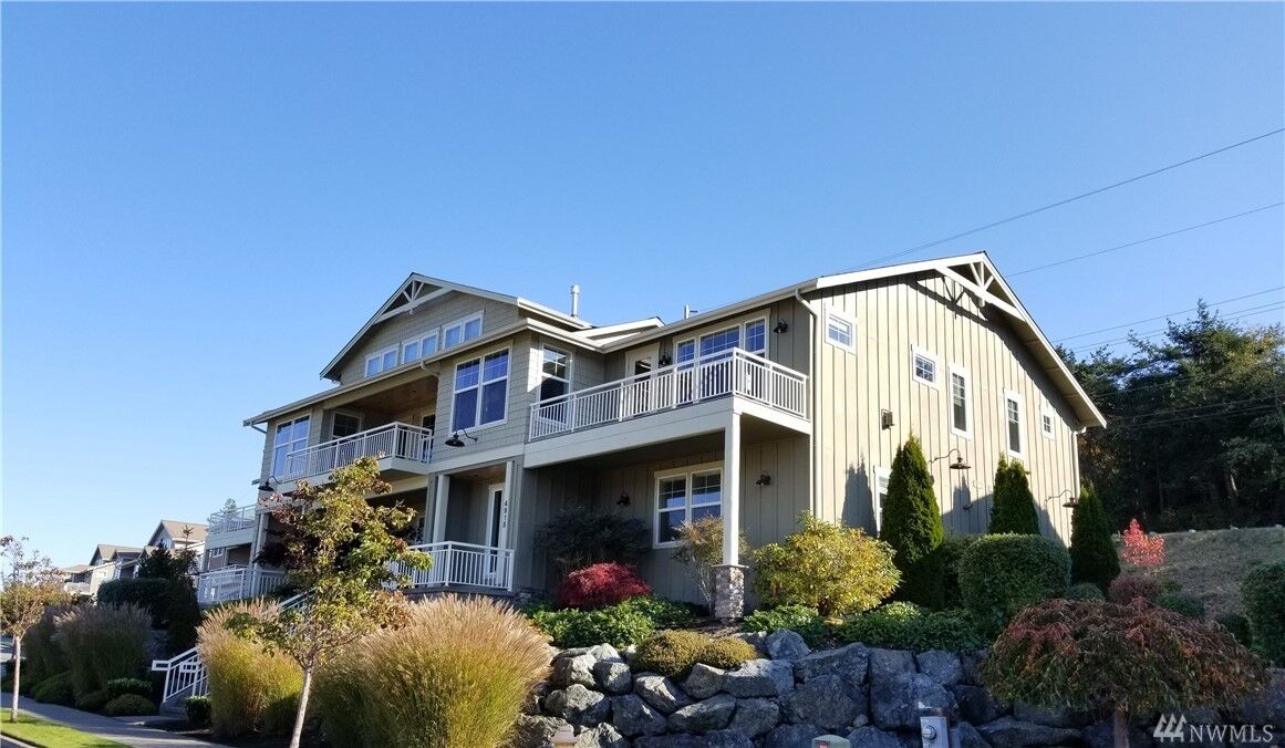 Property Photo:  4915 Portalis Way  WA 98221 