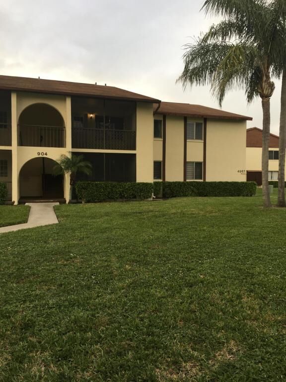 Property Photo:  4987 Sable Pine Circle D2  FL 33417 