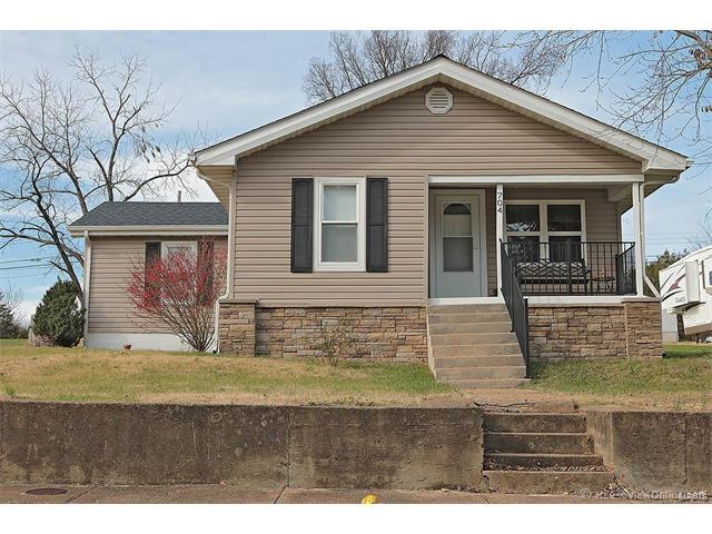 Property Photo:  704 Ethel Avenue   63601 