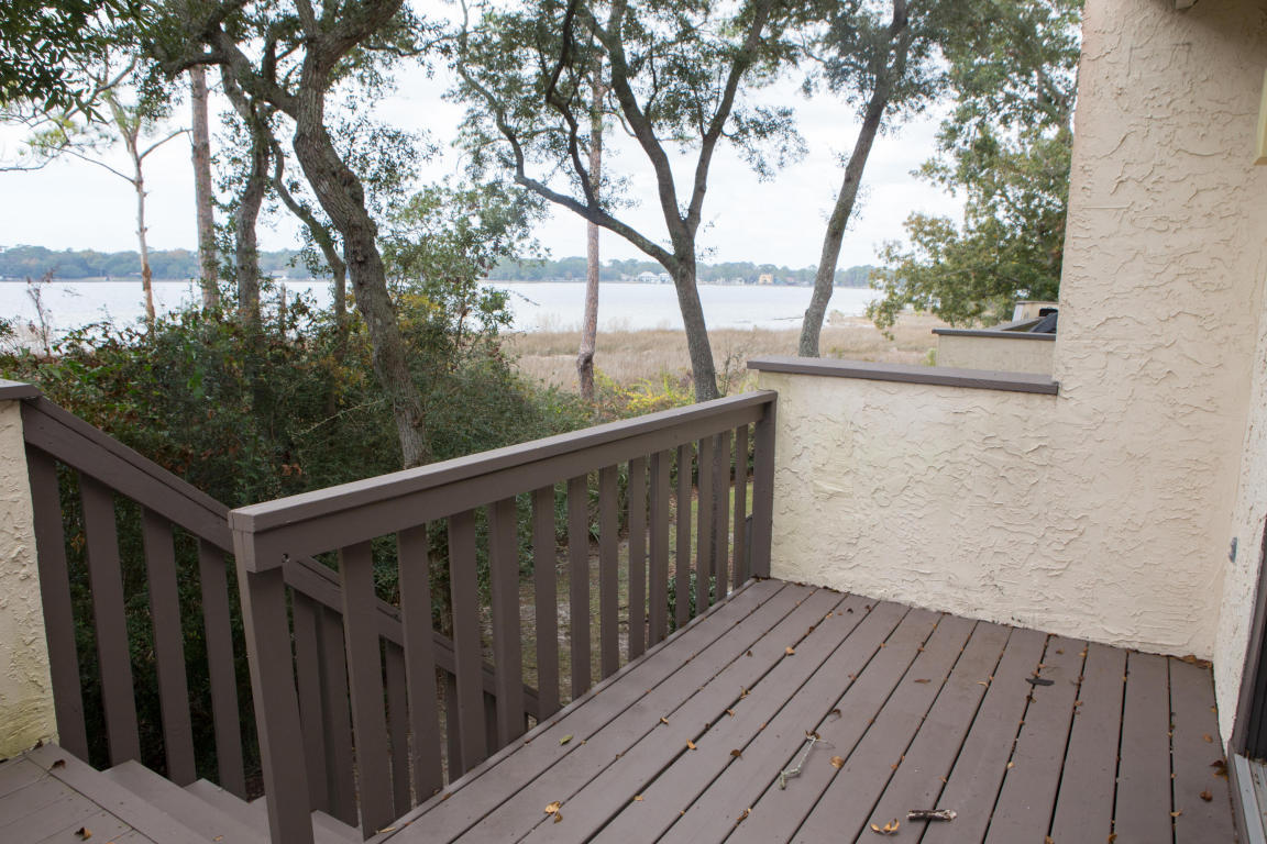 Property Photo:  10 Marina Cove Drive  FL 32578 