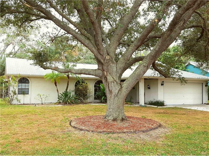 Property Photo: 3338 49th Avenue E FL 34203