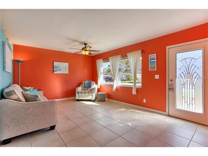 Property Photo: 118 Huntington Drive FL 33771
