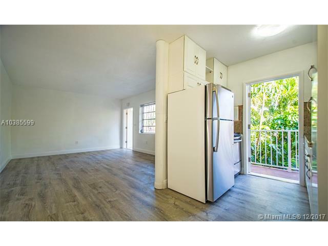 Property Photo:  2300 SW 3rd Ave 14  FL 33129 