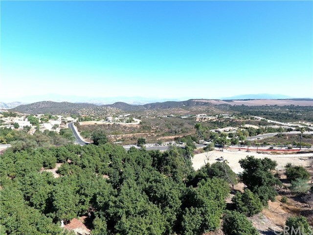 Property Photo: 35230 Avenida La Cresta CA 92562