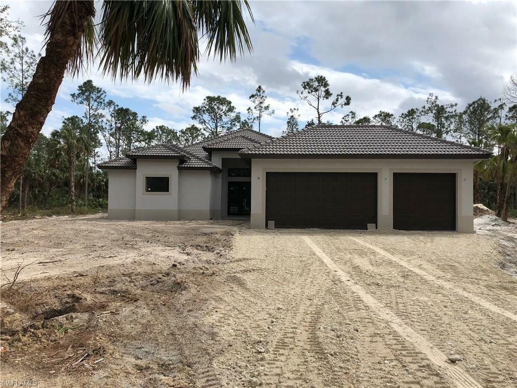 Property Photo: 822 24th Ave FL 34120