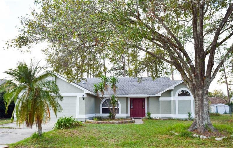 Property Photo: 2226 Baker Avenue FL 32833