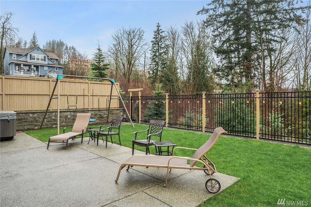 Property Photo:  34712 SE Merritt St  WA 98065 