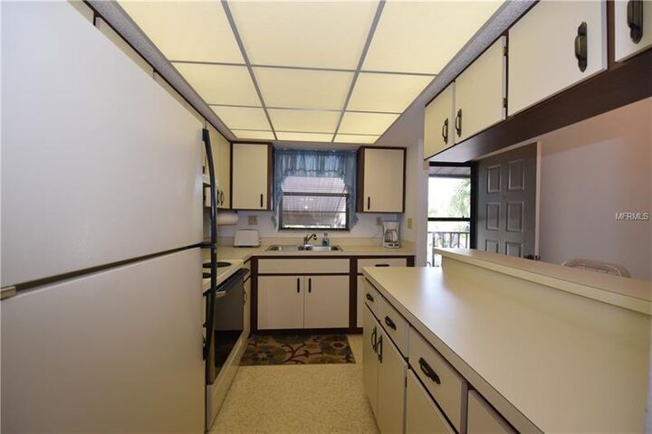 Property Photo: 929 Capri Isles Boulevard 18 FL 34292
