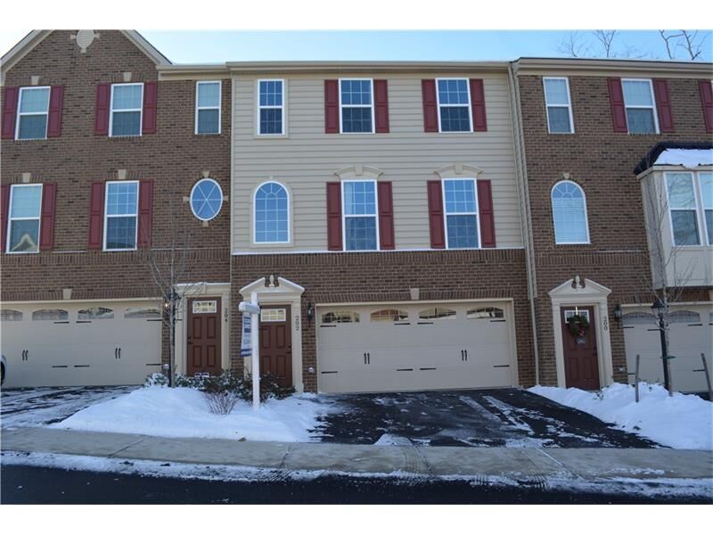 Property Photo:  202 Noble Woods Dr  PA 15108 