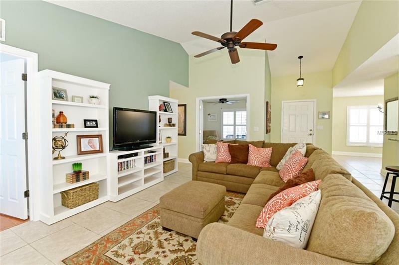 Property Photo:  4014 Banbury Circle  FL 34219 