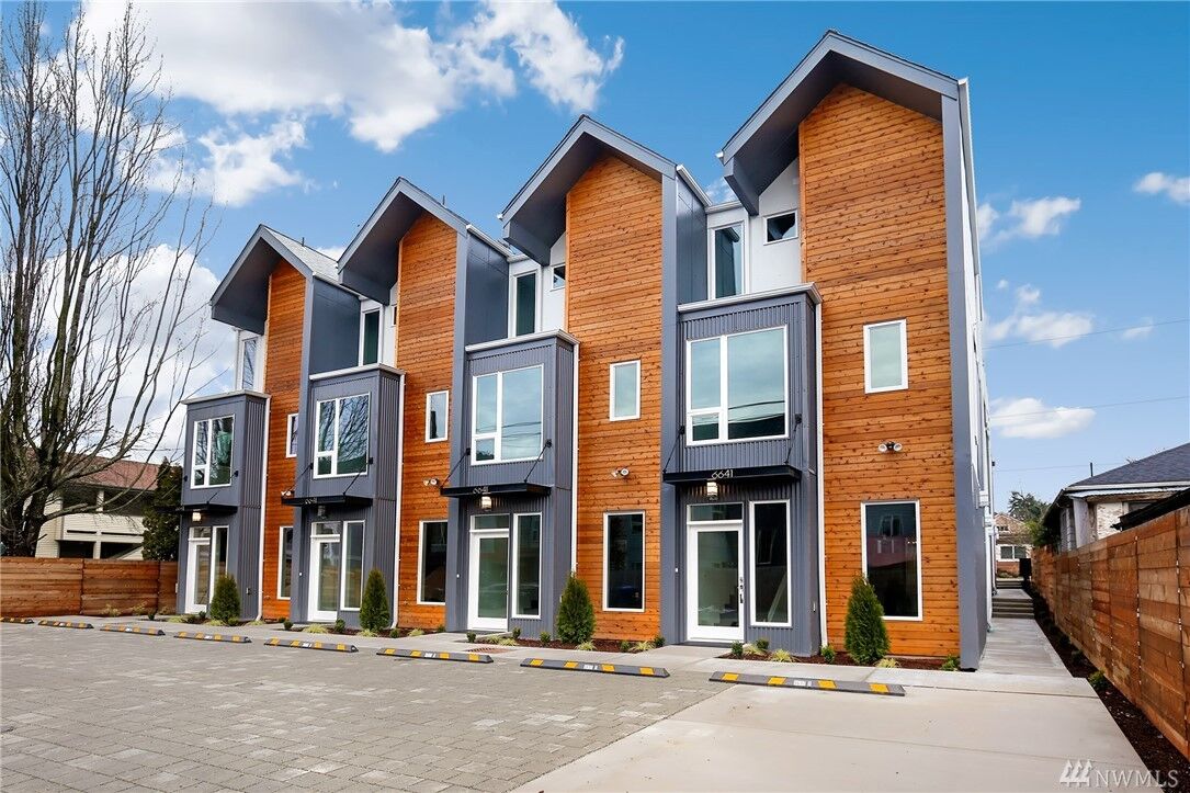Property Photo:  6641 Carleton Avenue S D  WA 98108 
