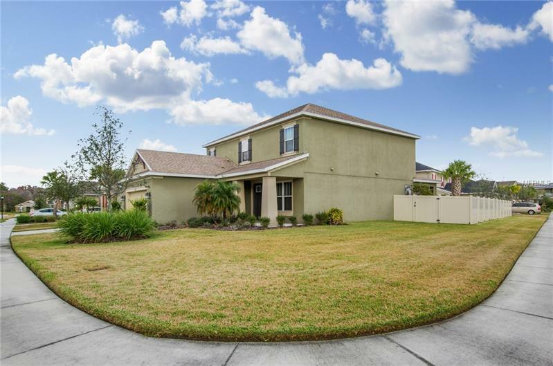 Property Photo:  1650 Virginia Willow Drive  FL 33544 