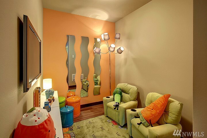 Property Photo: 1820 178th St SW 24 WA 98037