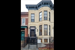 Property Photo: 2320 Monroe Street IL 60612