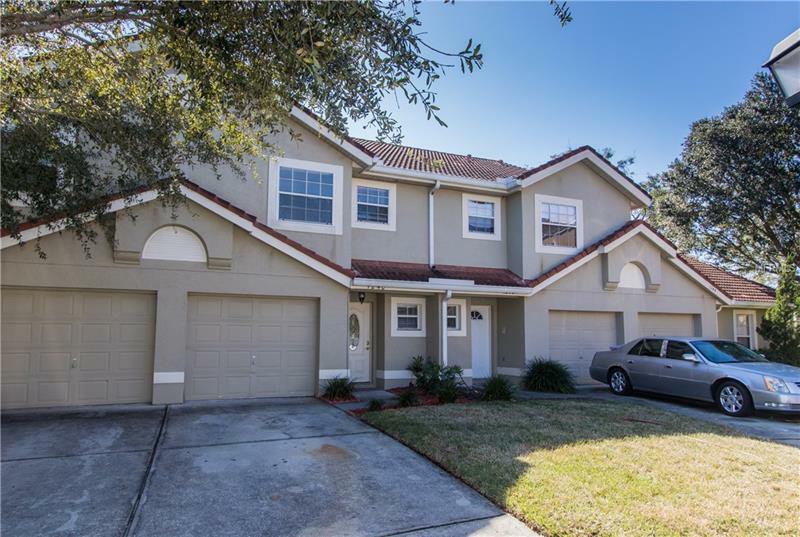 Property Photo:  1240 N Fairway Drive  FL 32712 