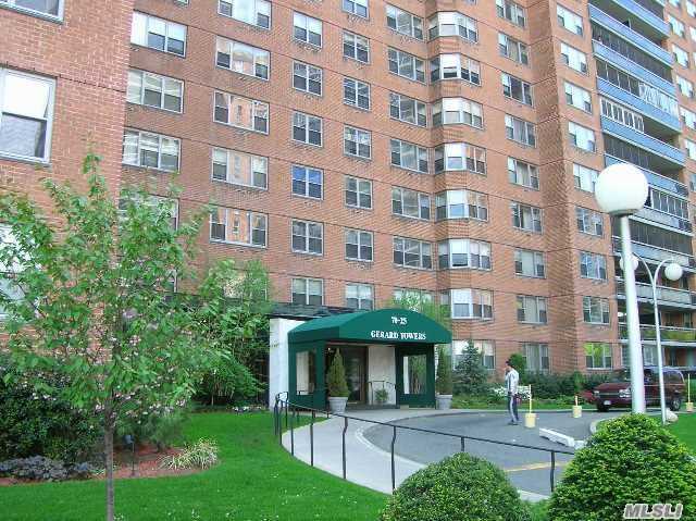 Property Photo:  70-25 Yellowstone Boulevard 19-0  NY 11375 