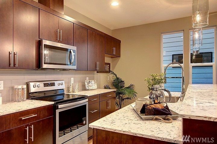 Property Photo: 1808 178th St SW 19 WA 98037