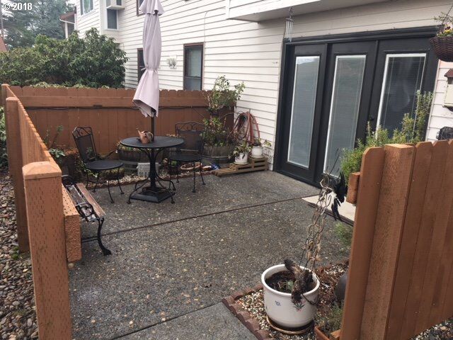 11550 SW Crown Dr 5  King City OR 97224 photo