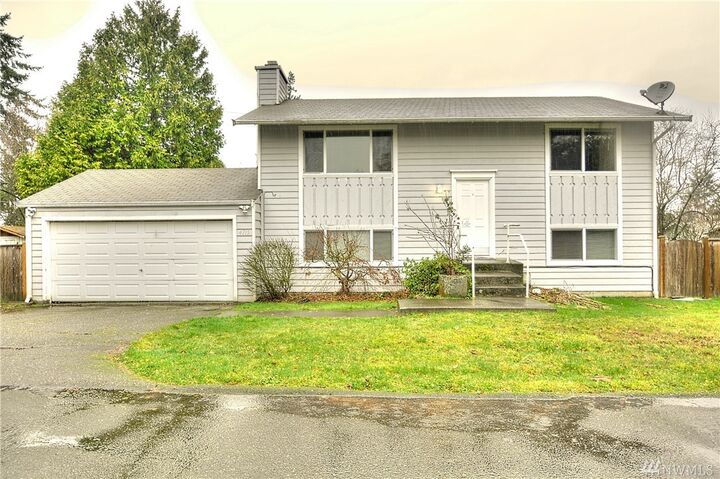 4715 188th St SW  Lynnwood WA 98037 photo