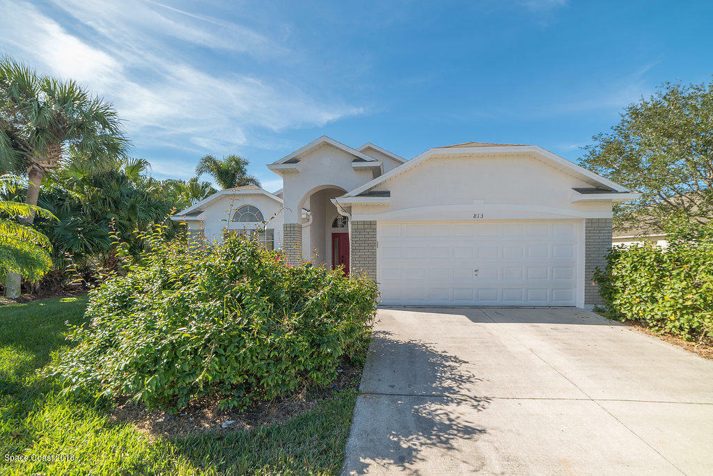 Property Photo:  813 Kaley Place  FL 32904 