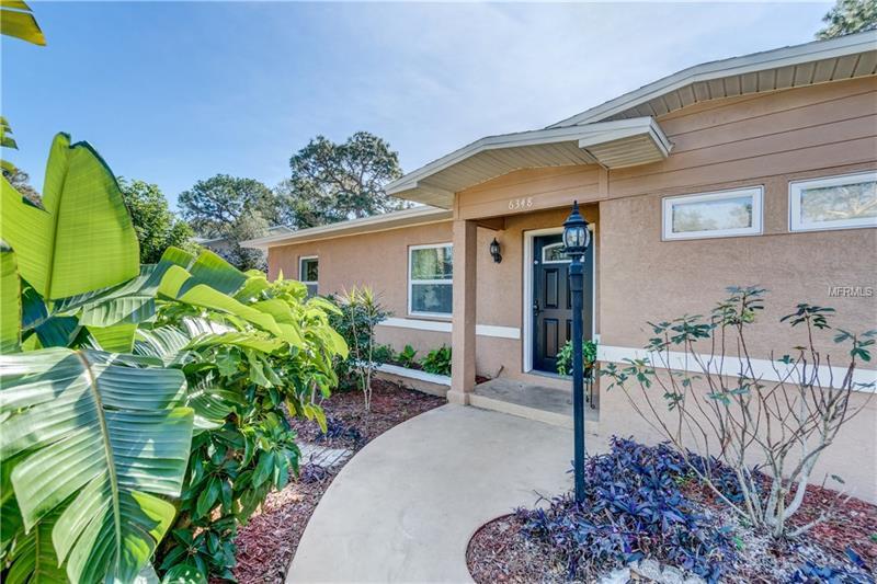 Property Photo: 6348 2nd Avenue N FL 33710