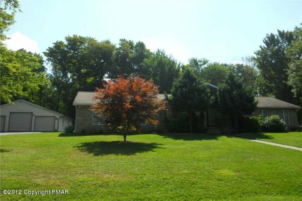 Property Photo:  56 Hillcrest Drive  PA 18424 