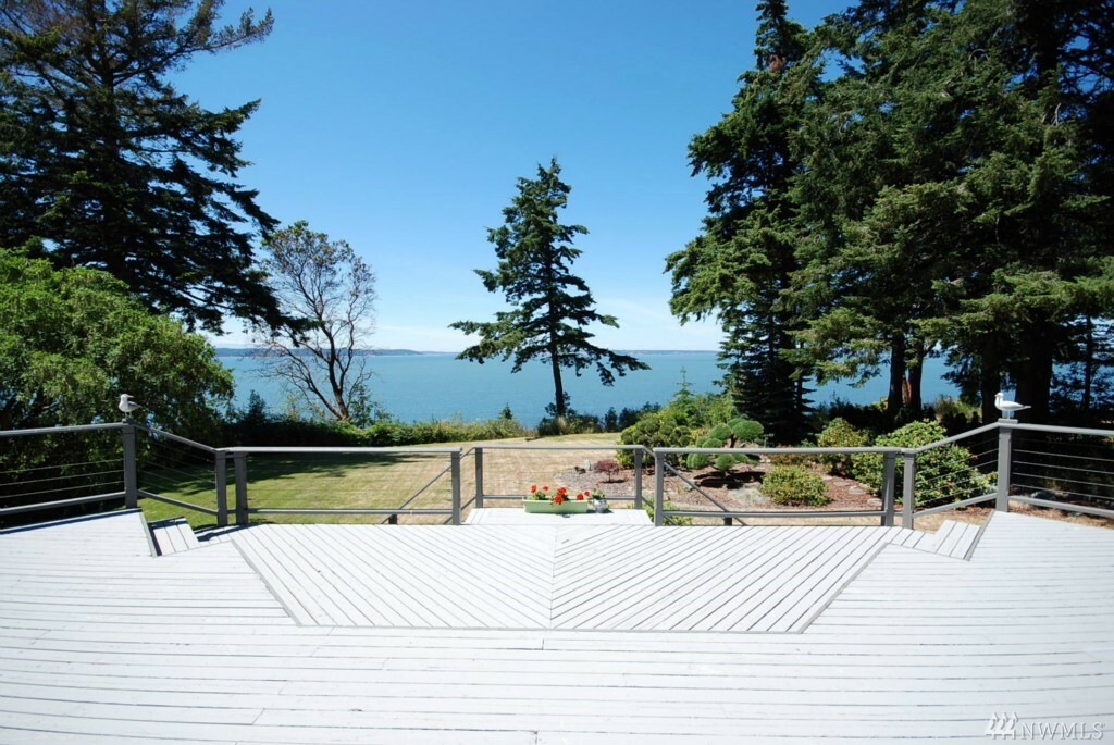 Property Photo:  473 N Sunset Dr  WA 98282 