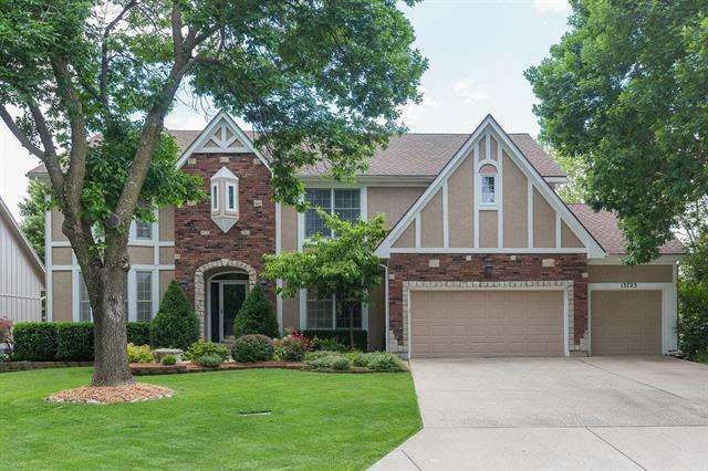 Property Photo: 13723 W 76 Circle KS 66216