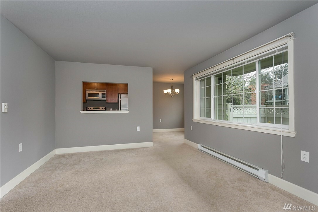 Property Photo:  755 5th Ave NW A103  WA 98027 