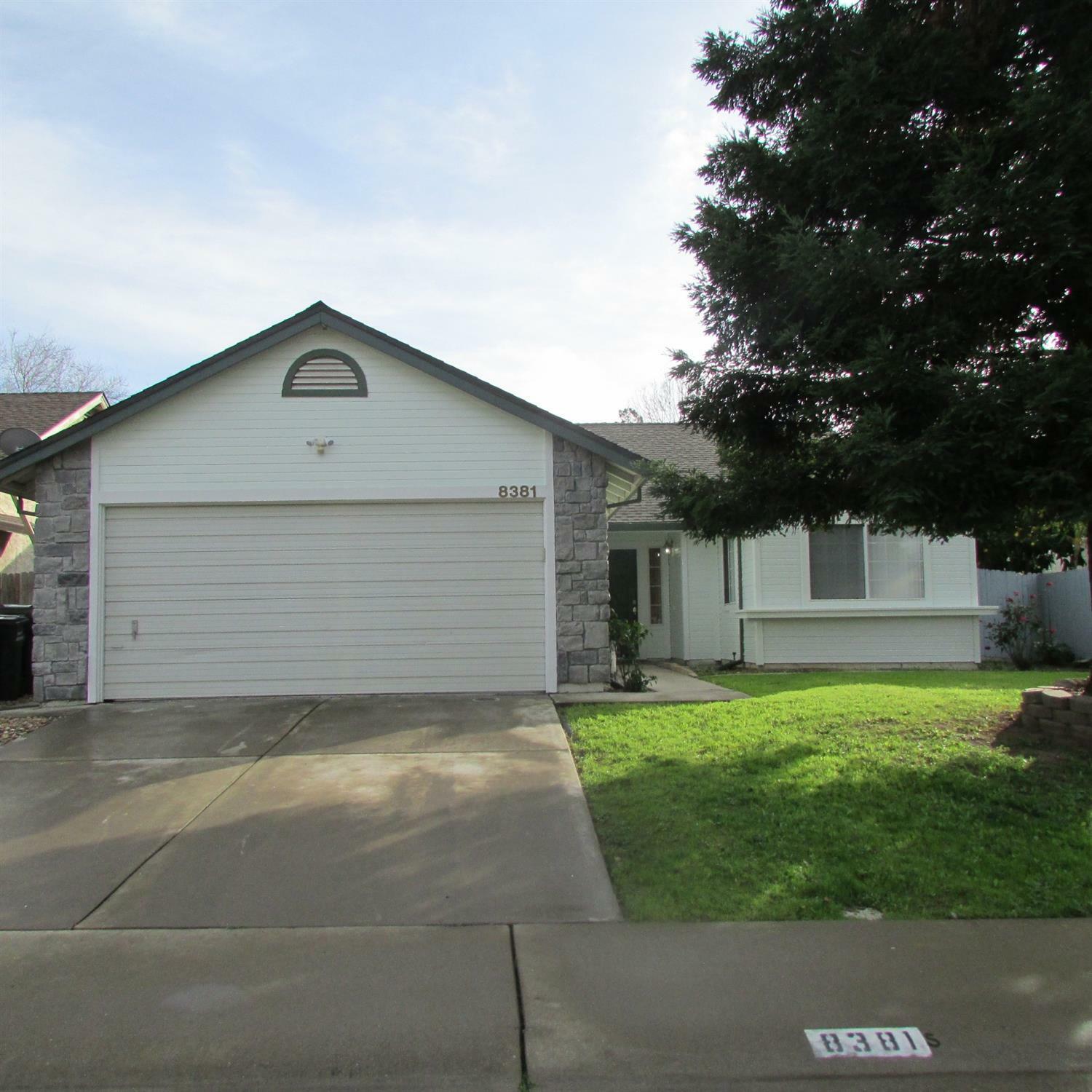 Property Photo:  8381 Stonybeck Circle  CA 95828 