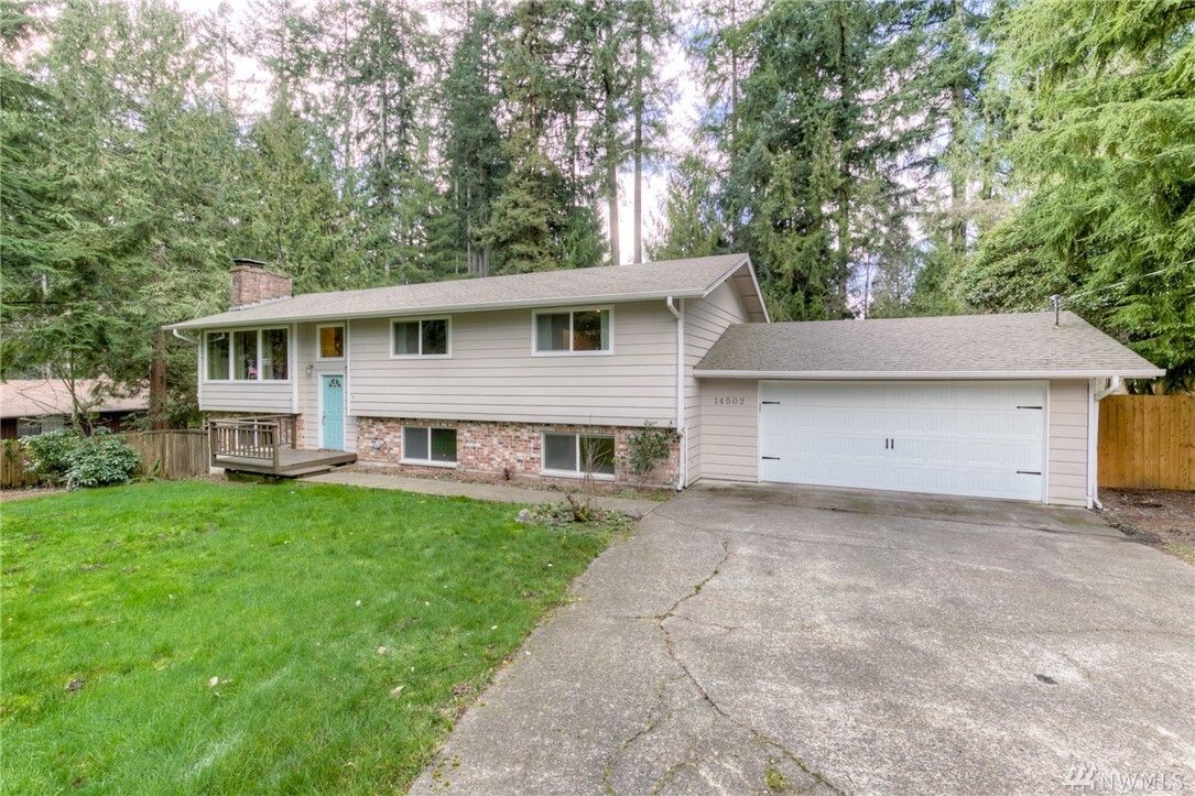 Property Photo: 14502 106th Av Ct E WA 98374