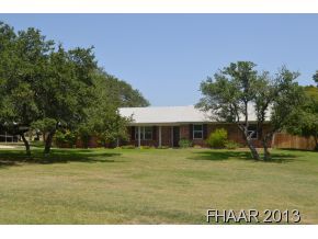 Property Photo:  411 Cactus Circle  TX 76542 