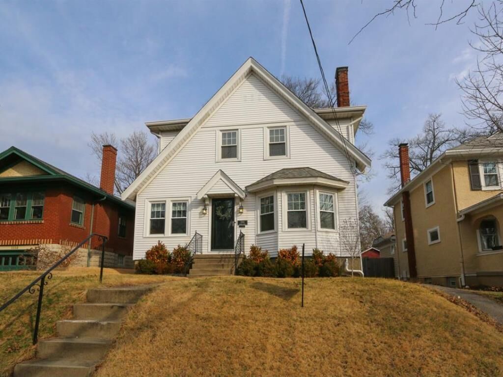 Property Photo: 3334 Lookout Drive OH 45208