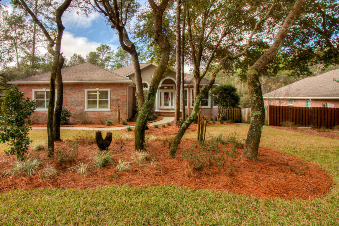 Property Photo: 504 Blackwater Run FL 32578