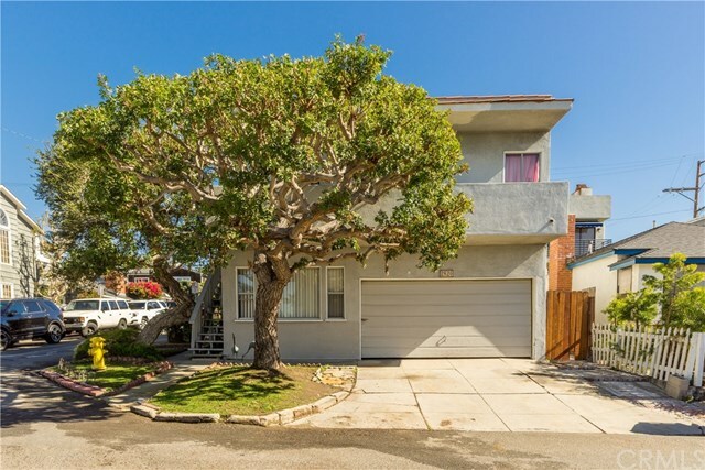 Property Photo:  2820 Alma Avenue  CA 90266 