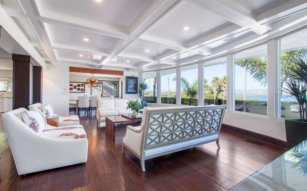 Property Photo: 3566 Crown Point Dr CA 92109
