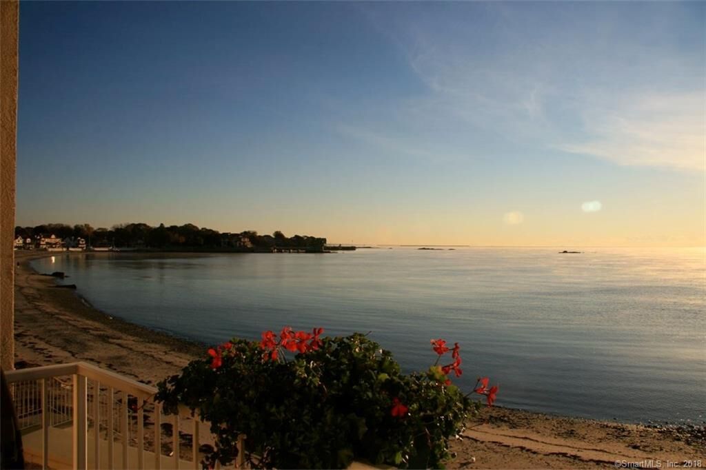 Property Photo:  1 Merwin Avenue A4  CT 06460 