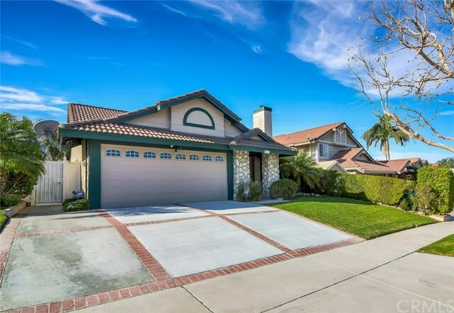 Property Photo:  3330 Fallenleaf Drive  CA 92882 