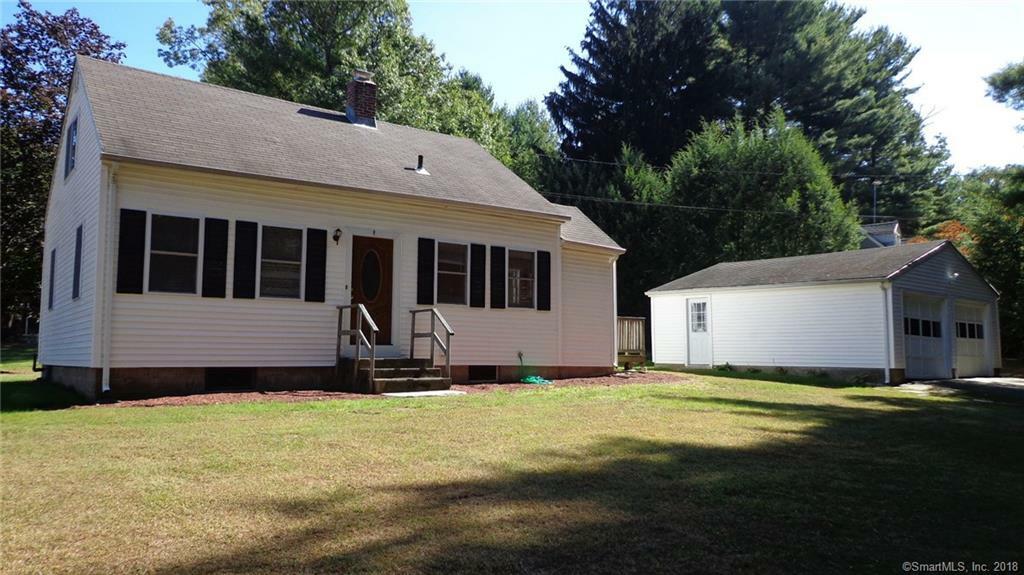 Property Photo: 586 Oakwood Drive CT 06033