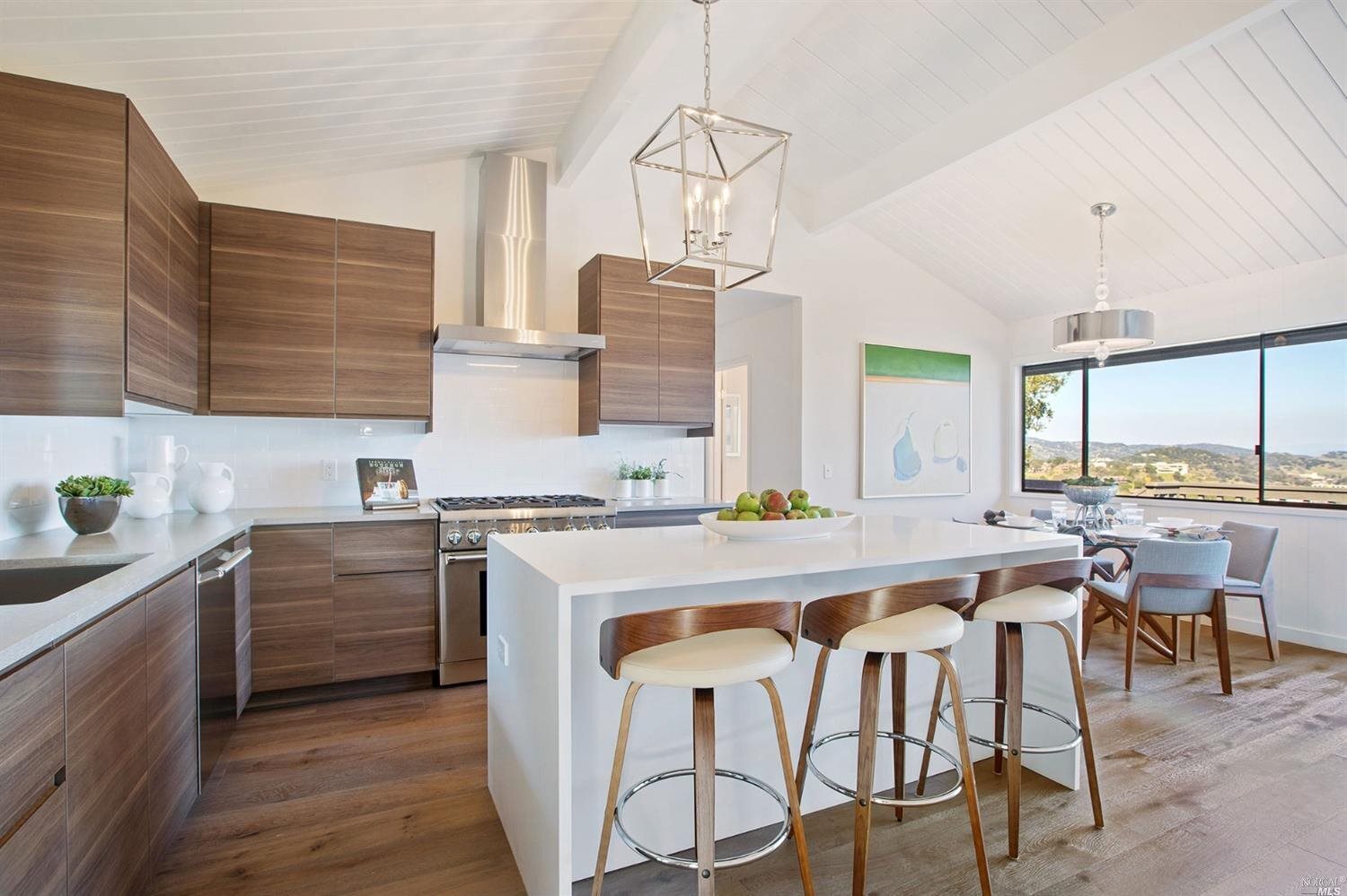 Property Photo: 80 Oak Ridge Road CA 94903