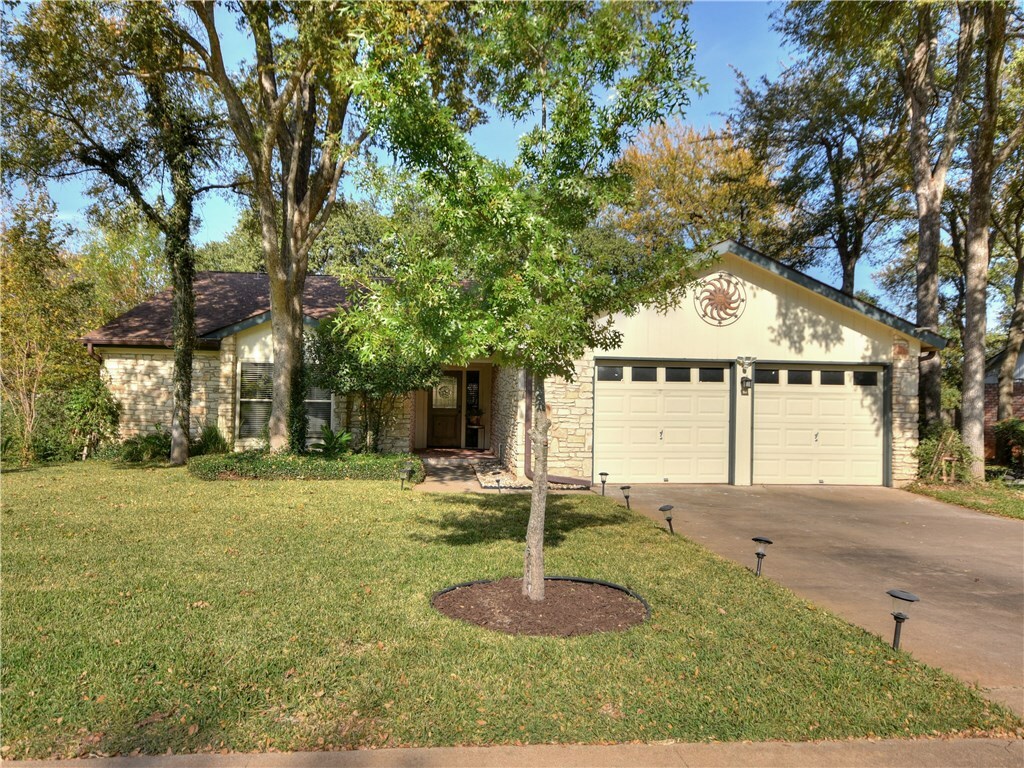 Property Photo:  4506 Oak Creek Drive  TX 78727 